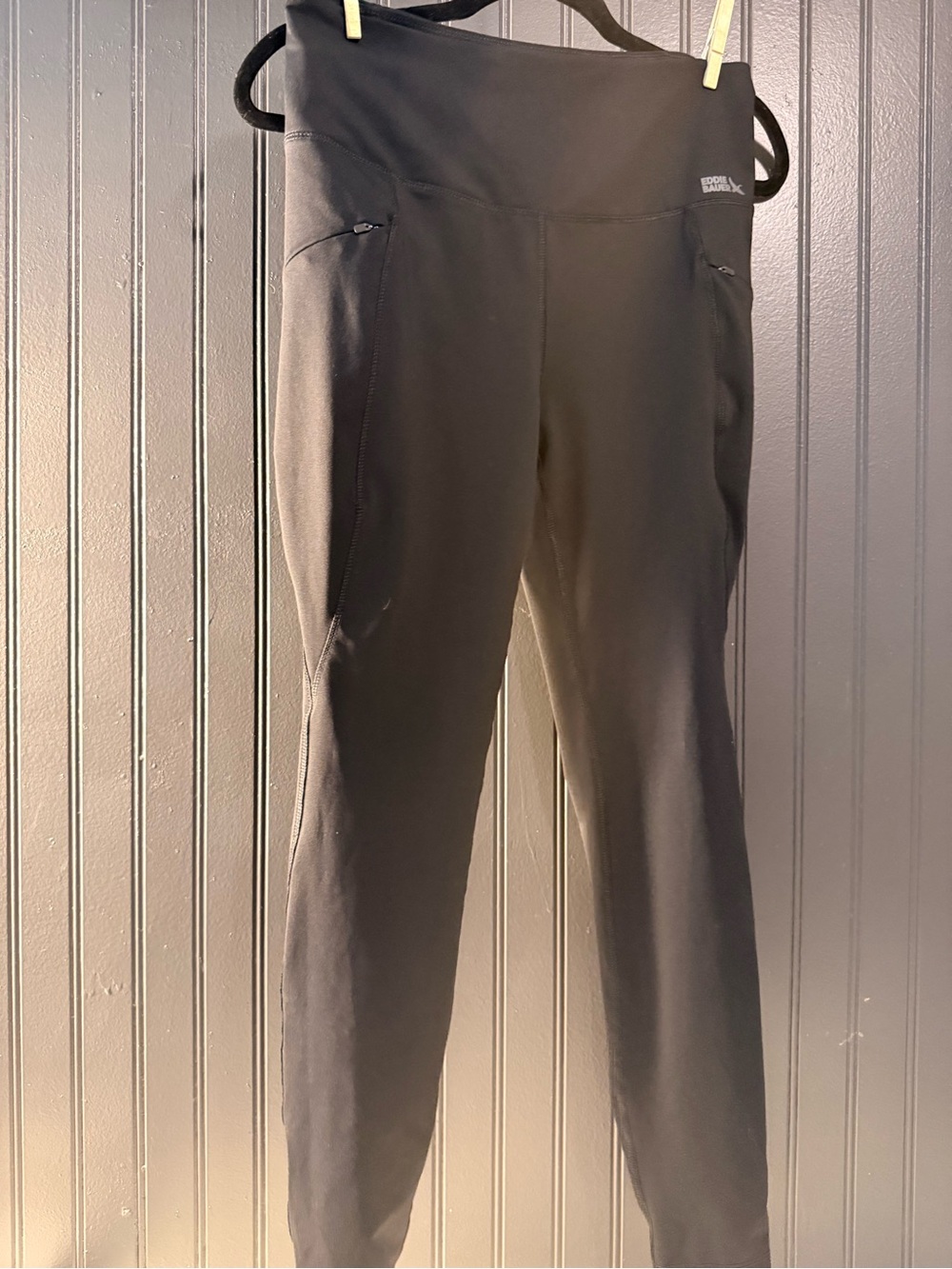 Women's Black Stretch Active Leggings with Side‎ Zip Pockets Eddie Bauer
